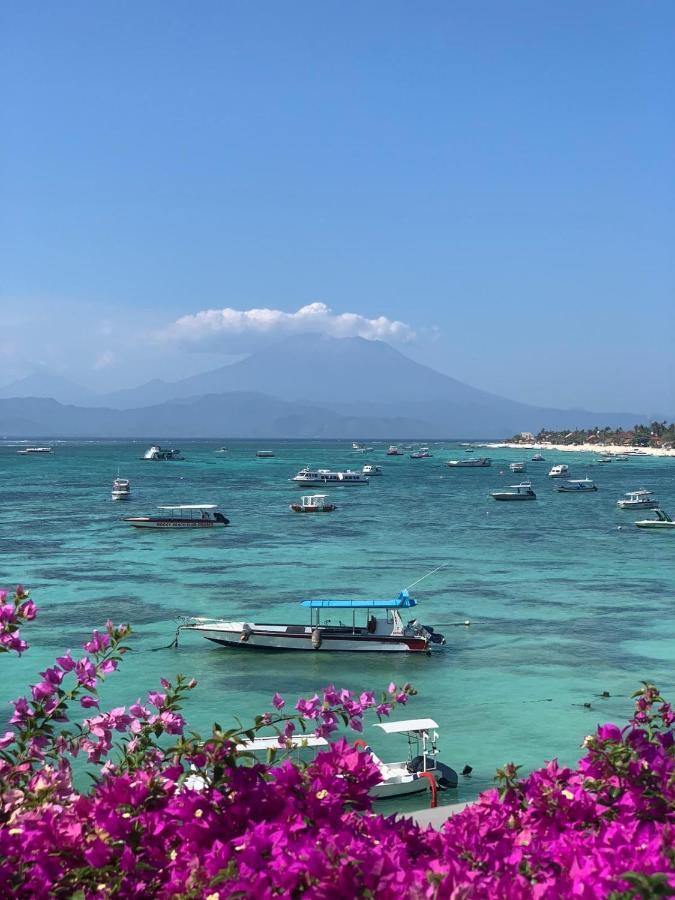 Laguna Biru レンボンガン島 エクステリア 写真
