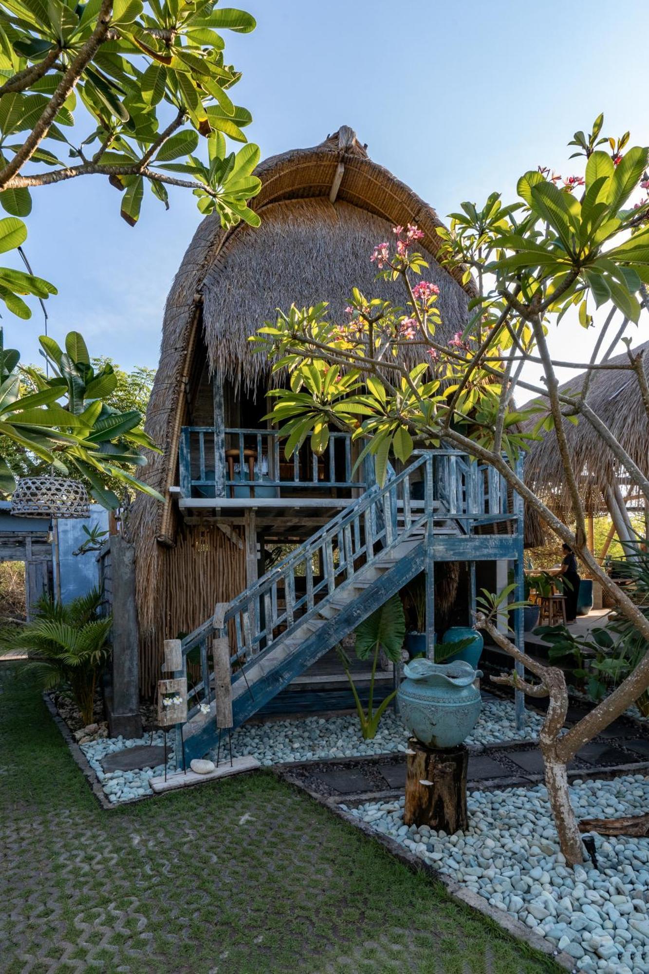 Laguna Biru レンボンガン島 エクステリア 写真